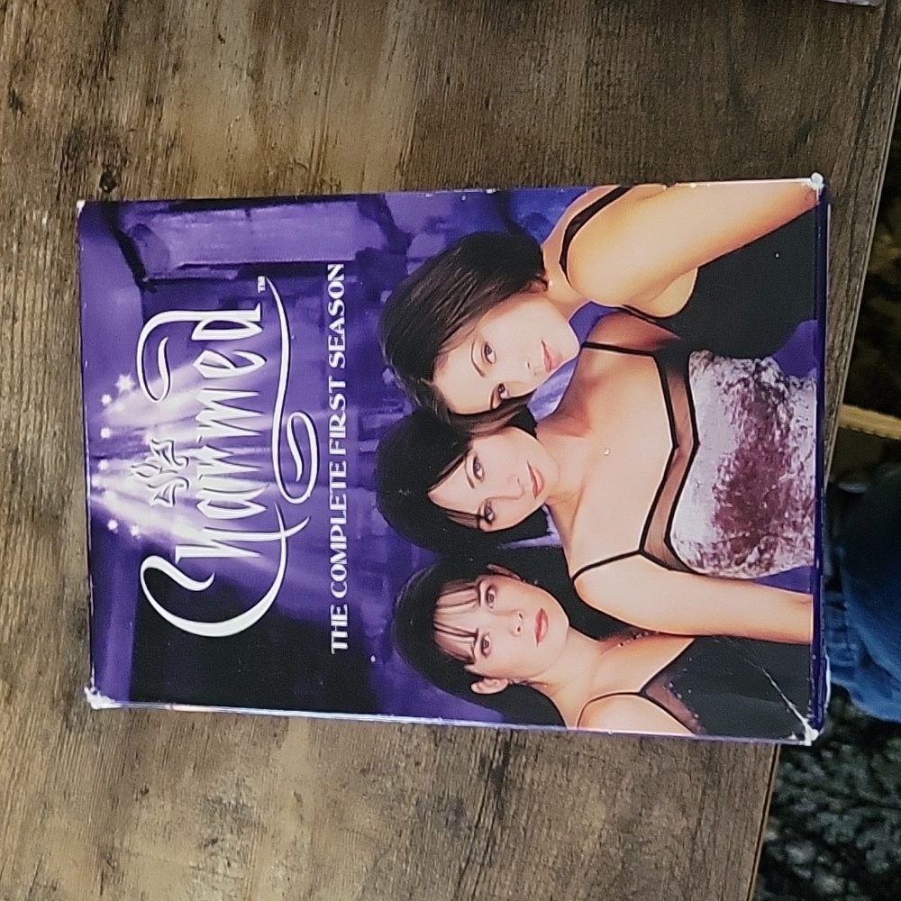Charmed season 1